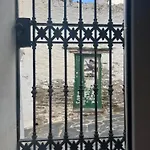 Vehi Ξενοδοχείο 2*